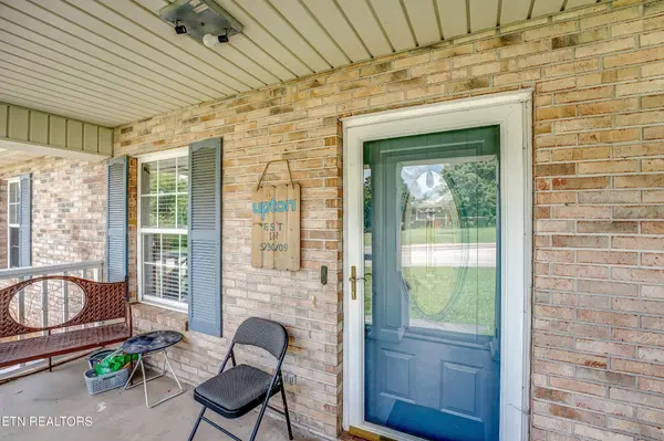 541 Sandy Springs Rd, Maryville, TN 37803