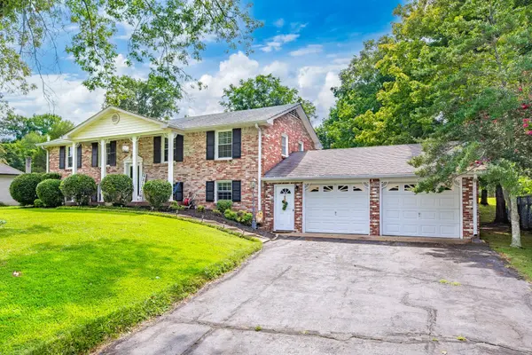 104 Hemingway Dr, Columbia, TN 38401
