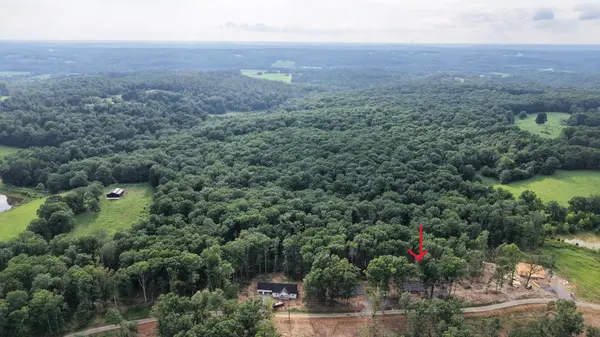 521 Shelton Cemetery Rd, Cumberland Furnace, TN 37051