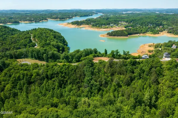 50 Mary Alice Way, Sevierville, TN 37876