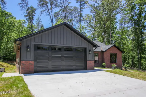 1632 Valley Woods Drive, Sevierville, TN 37862