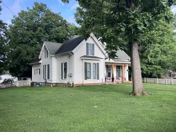 2343 Old Ashland City Rd, Clarksville, TN 37043