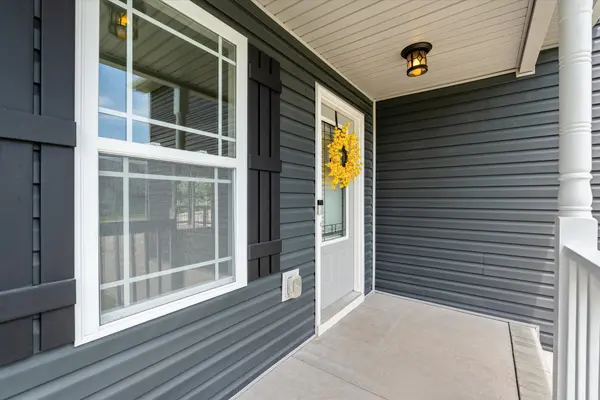 1792 Rains Rd, Clarksville, TN 37042
