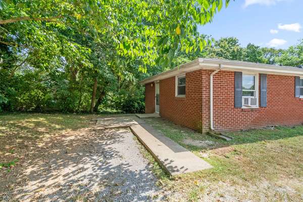 454 Circle Drive #C, Clarksville, TN 37043