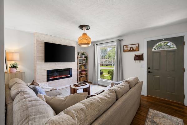 115 Cole Dr, Hendersonville, TN 37075