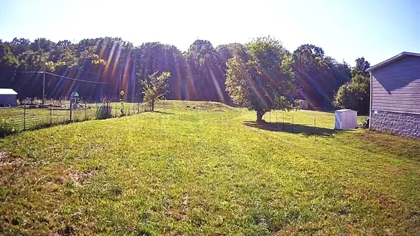 93 pawnee dr, Bradyville, TN 37026