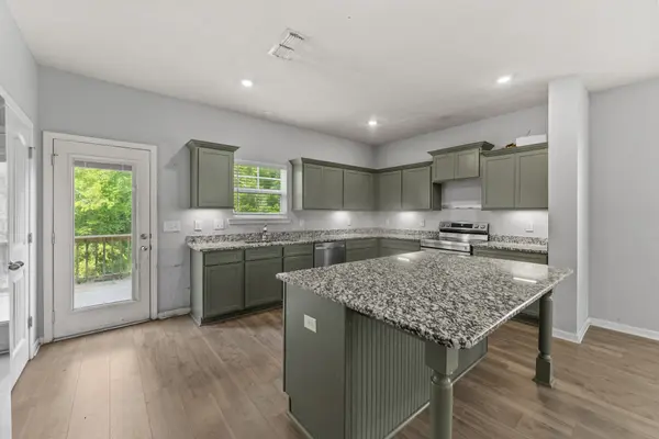 2264 Preserve Cir, Antioch, TN 37013