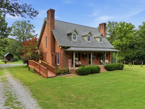 1376 Dividing Ridge Rd, Goodlettsville, TN 37072