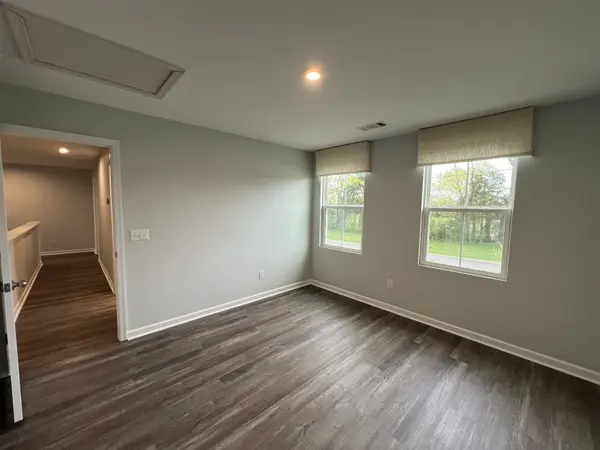 5622 Compass Way, Christiana, TN 37037
