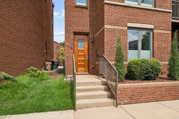 418 Van Buren St, Nashville, TN 37208