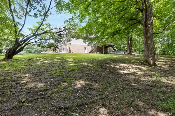 5221 Grand View Ln, Pleasant View, TN 37146
