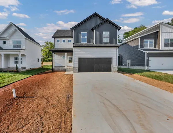 305 Wesson Dr, Clarksville, TN 37043
