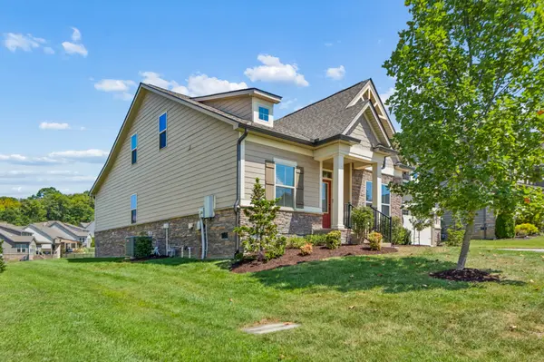 6910 Wellsford Ln, College Grove, TN 37046