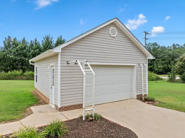 104 Bermuda LN, Inman, SC 29349