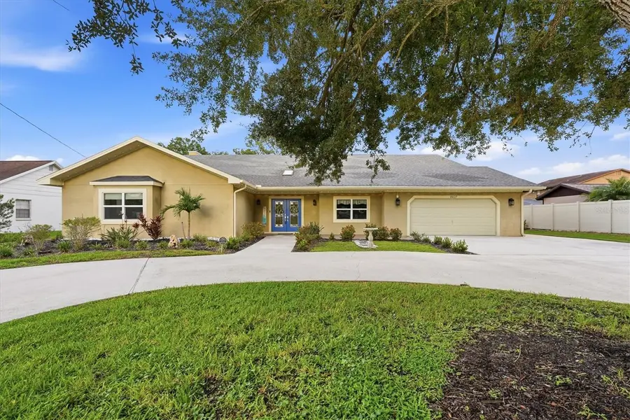 15127 PENNINGTON RD, Tampa, FL 33624