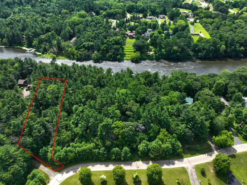 N6927 549th ST, Menomonie, WI 54751