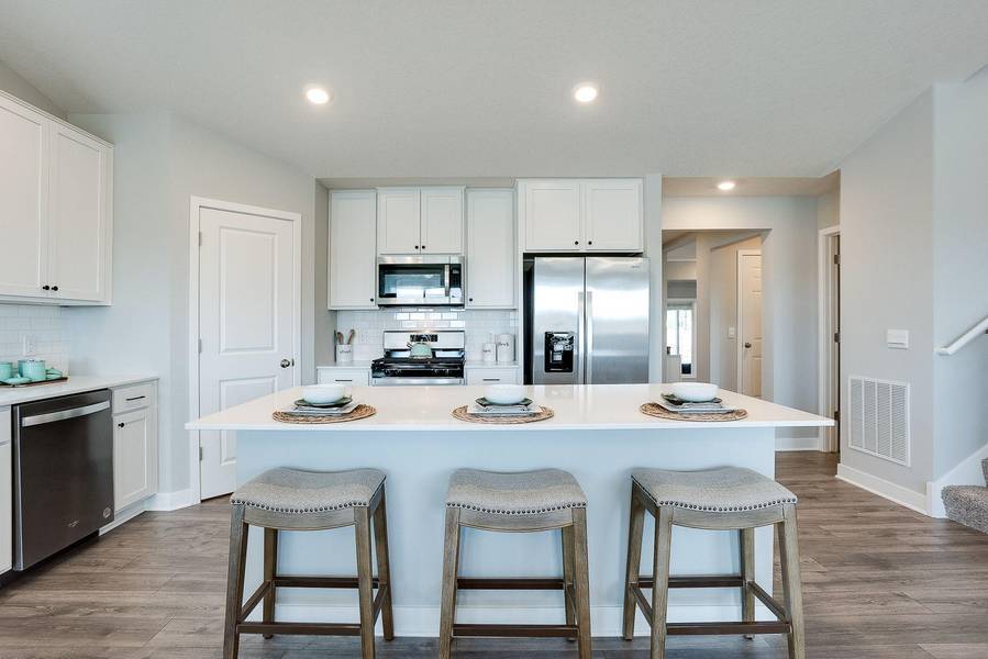 17232 Durham DR, Lakeville, MN 55044