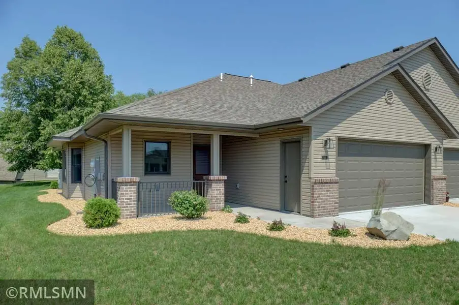 622 Pondhurst DR, Amery, WI 54001