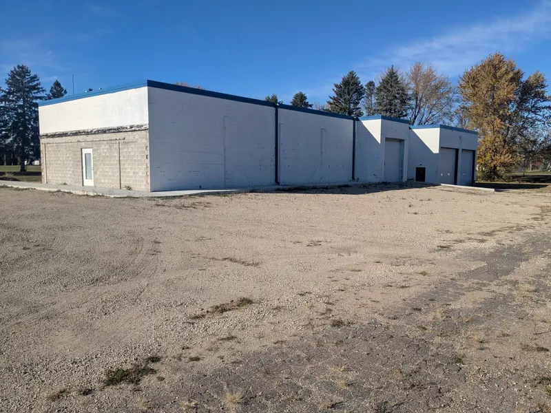704 18th AVE NW, Austin, MN 55912