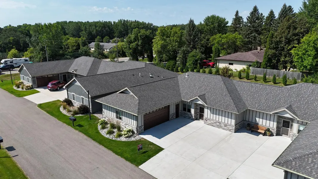 736 Oak TRL, Fergus Falls, MN 56537