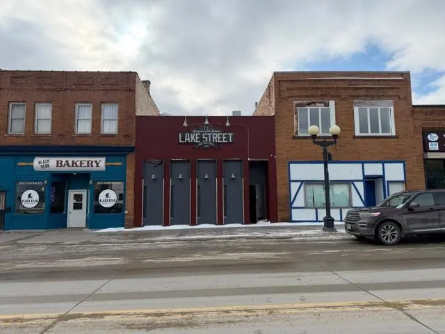 19 W Lake ST, Chisholm, MN 55719