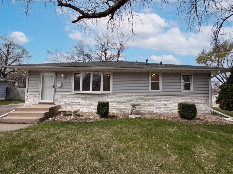 6319 Perry AVE N, Brooklyn Center, MN 55429