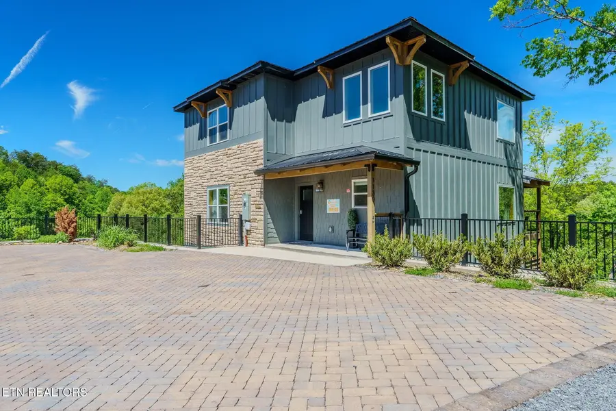 1130 Lee Cardwell Circle #5, Pigeon Forge, TN 37863