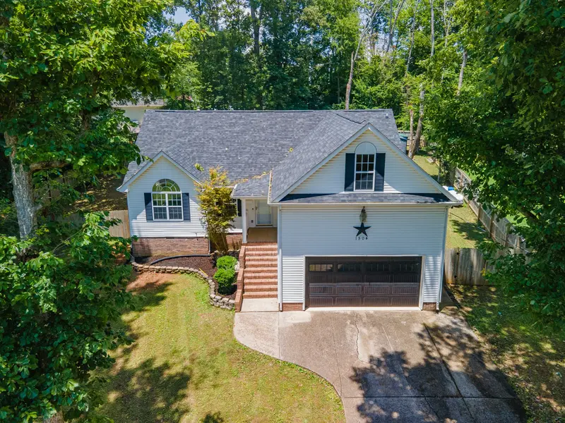 1504 Chestnut Cove Rd, Chapel Hill, TN 37034