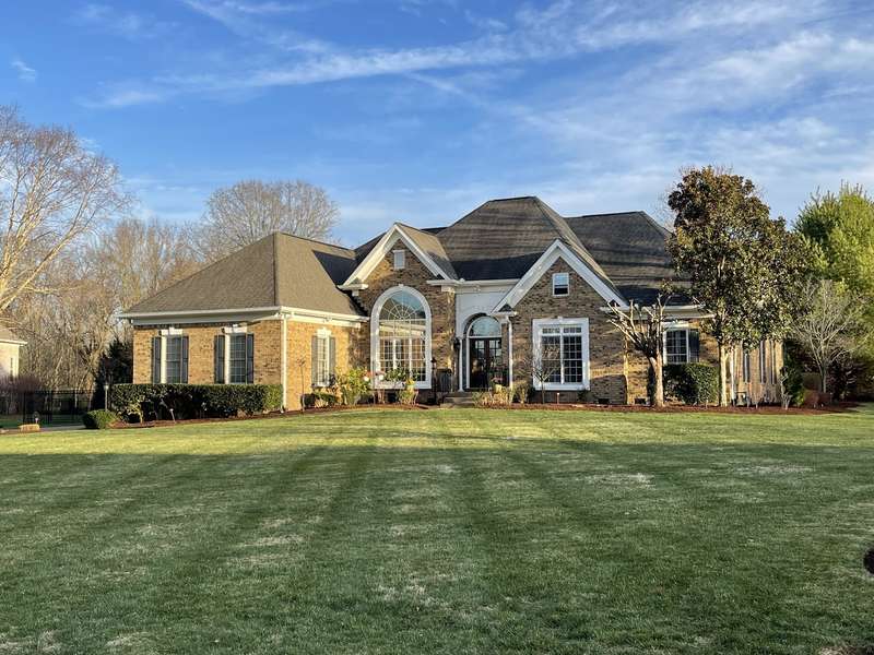 8251 Jamie Ct, Brentwood, TN 37027