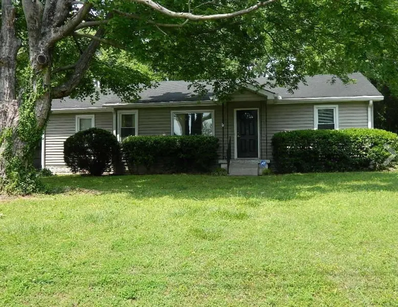 918 Velma Ln, Murfreesboro, TN 37129