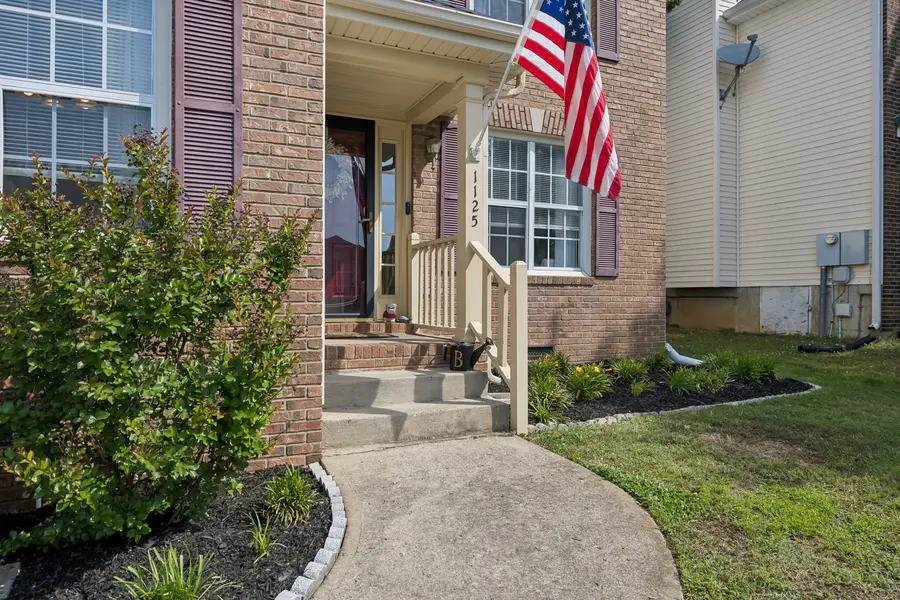 1125 Dawnwood Dr, Old Hickory, TN 37138