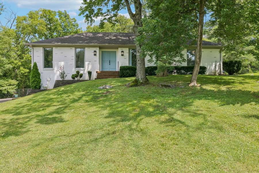 6332 Wildwood Valley Dr, Brentwood, TN 37027