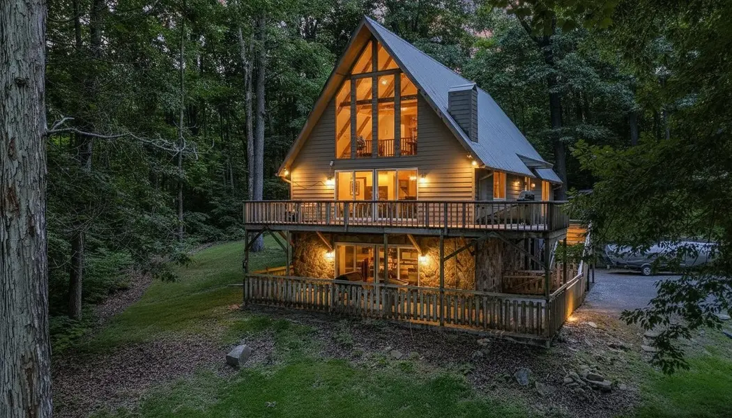 701 Cherokee Ridge Road, Pikeville, TN 37367