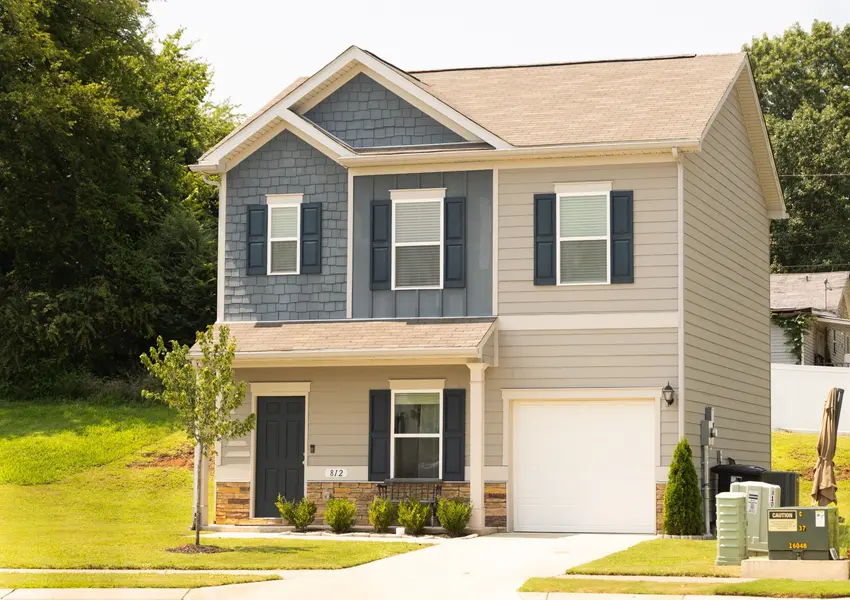 812 Lottie St, Columbia, TN 38401