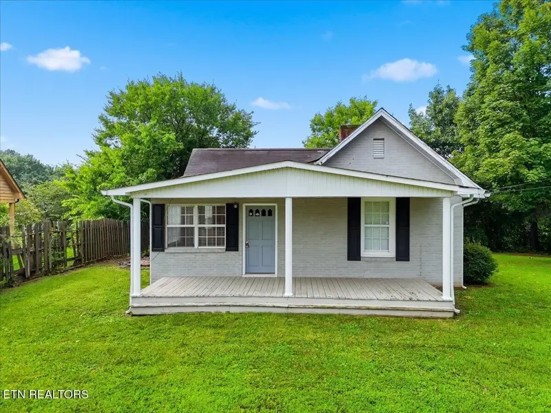1201 McFarland St, Morristown, TN 37814