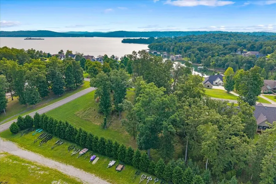 421 Waterfront Way, Spring City, TN 37381