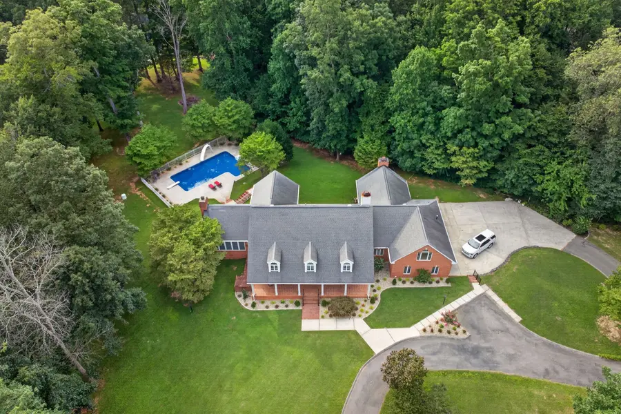 325 McKennon Blvd, Mcminnville, TN 37110