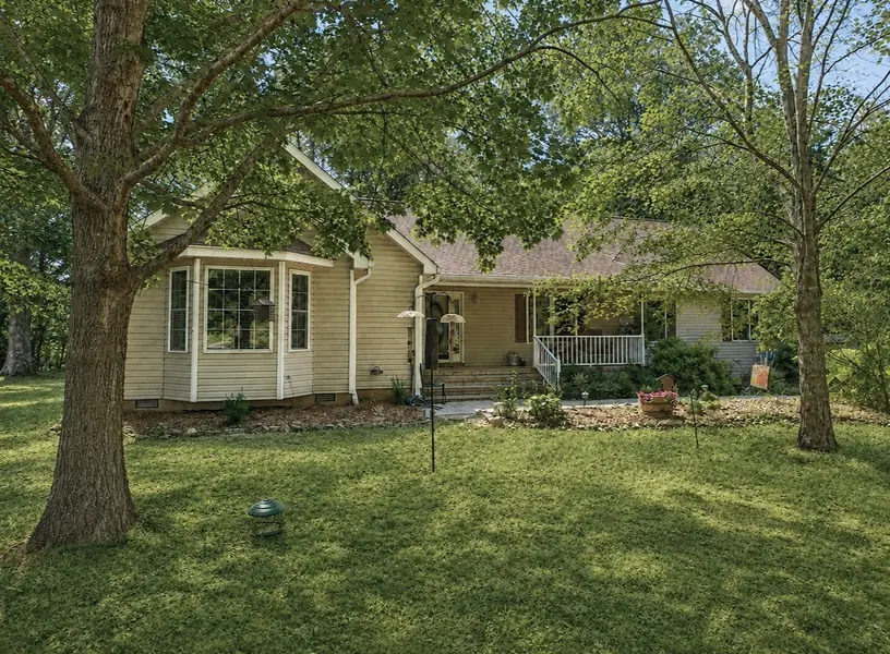 161 Ponder Ln, Smithville, TN 37166