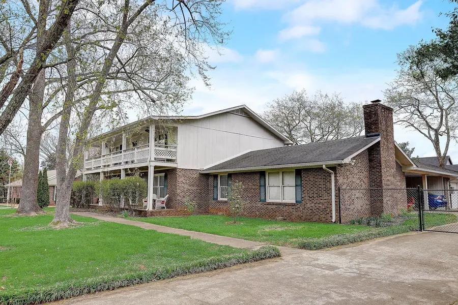 1611 Saltlick Pl, Murfreesboro, TN 37129