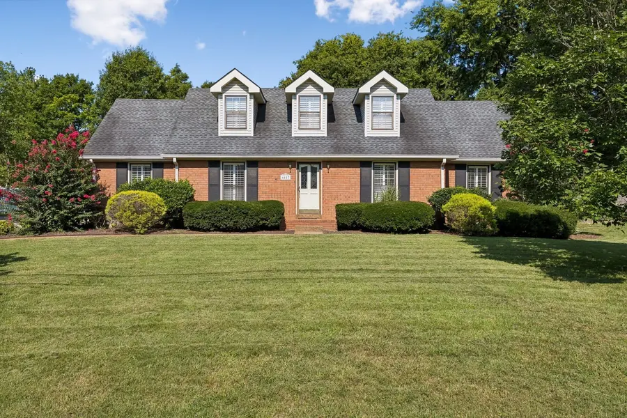 6617 N Creekwood Drive, Brentwood, TN 37027