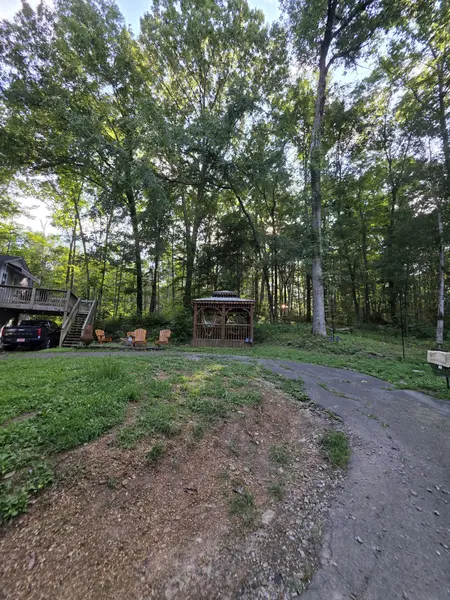 4980 Louise Creek Rd, Cunningham, TN 37052
