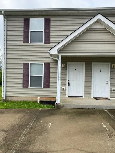 512 Patriot Park Ct #A, Clarksville, TN 37042