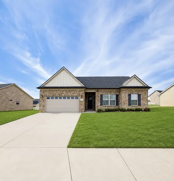 1298 Amber Hills Drive, Ashland City, TN 37015