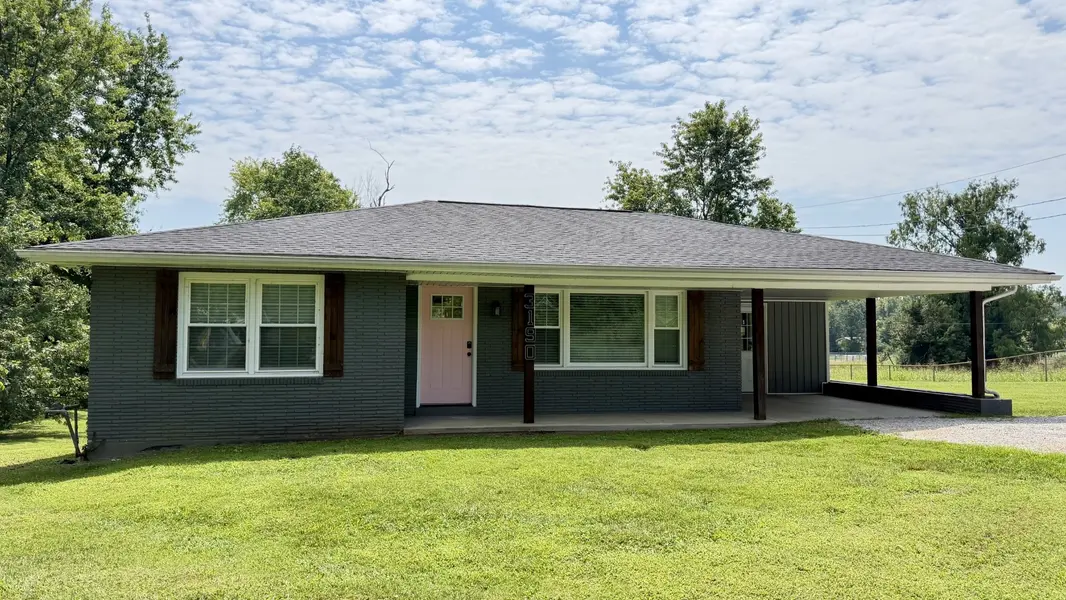3190 US Highway 431 #S, Beechmont, KY 42323