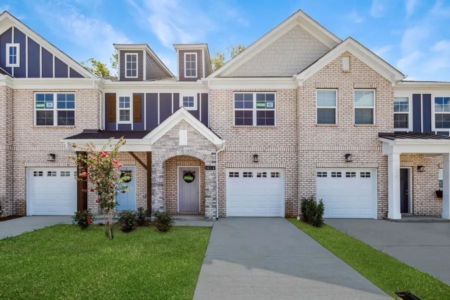 163 Rothwood PVT Drive, Hendersonville, TN 37075