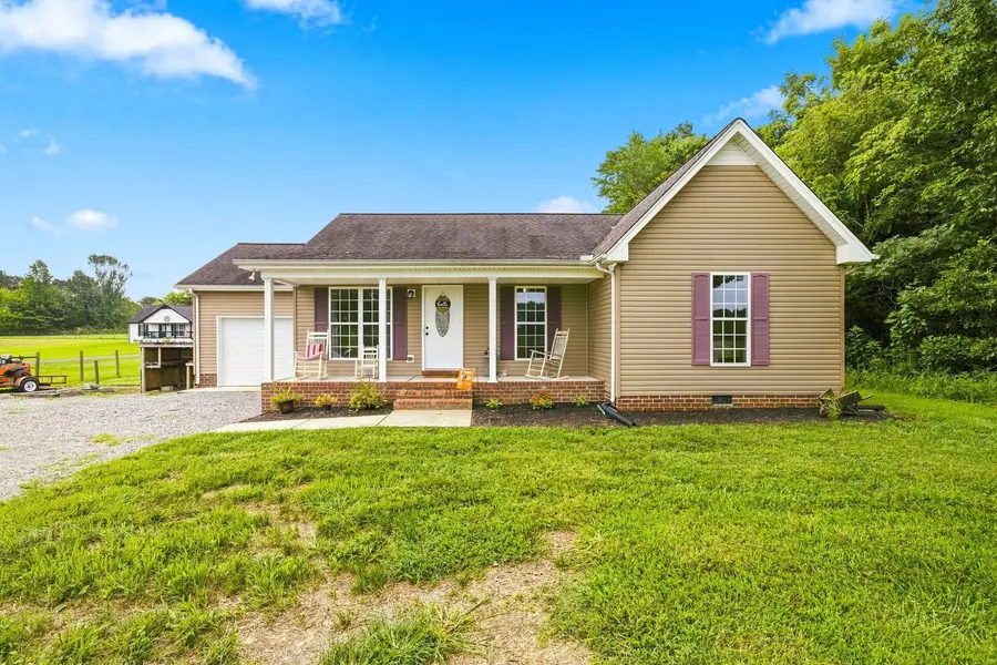 1809 Mosley Ferry Rd, Chapmansboro, TN 37035