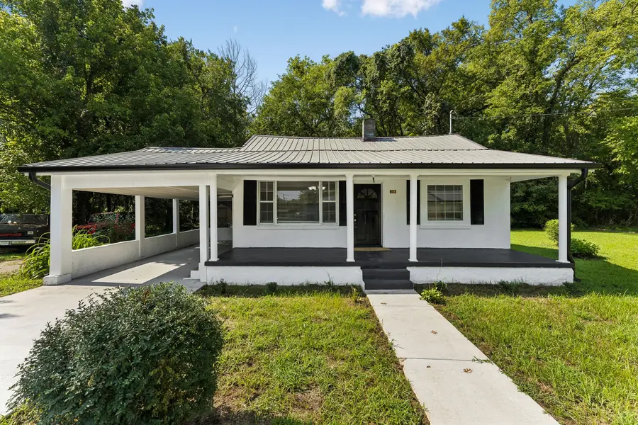 802 Gray St, Mount Pleasant, TN 38474