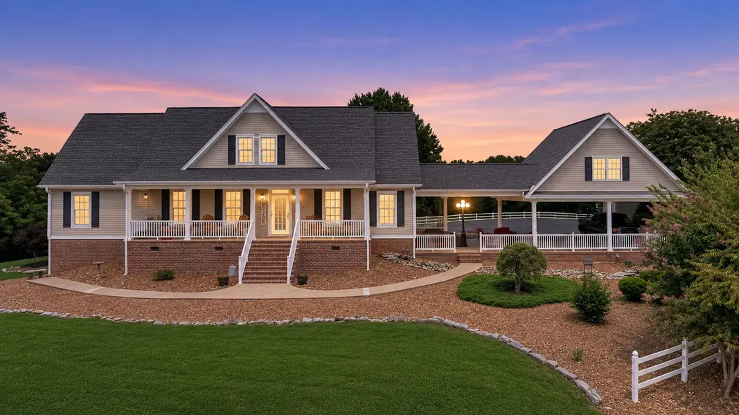 127 Barnes Hollow Rd, Fayetteville, TN 37334