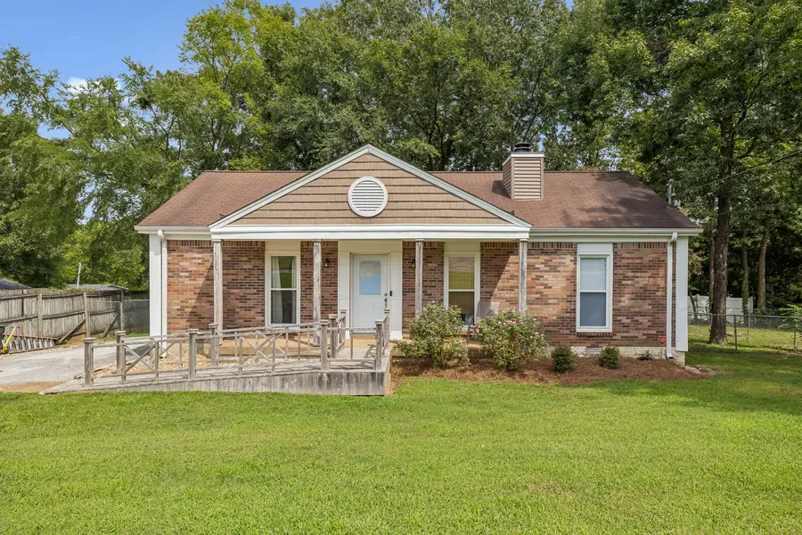 176 Lucy Dr, Mount Juliet, TN 37122