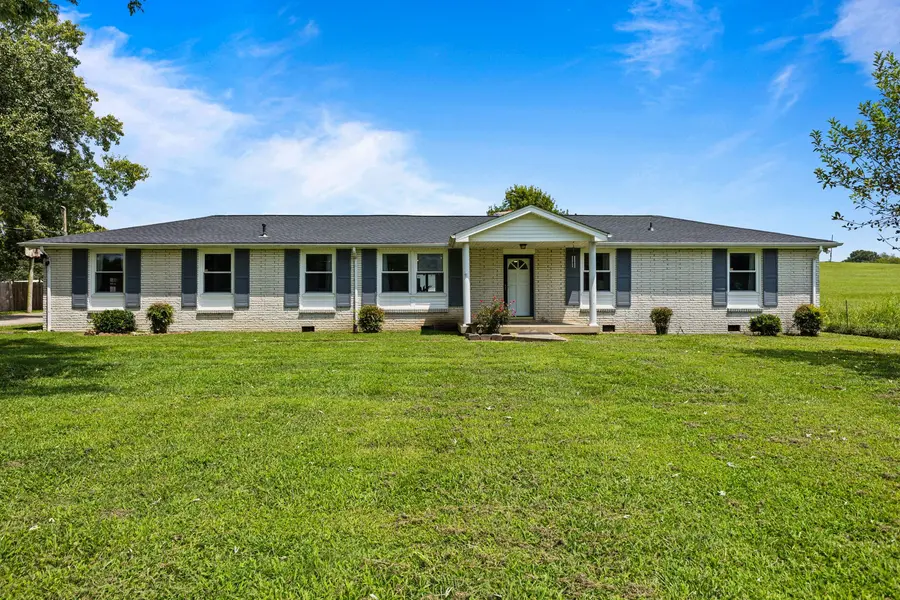 911 Old Alexandria Rd #W, Watertown, TN 37184